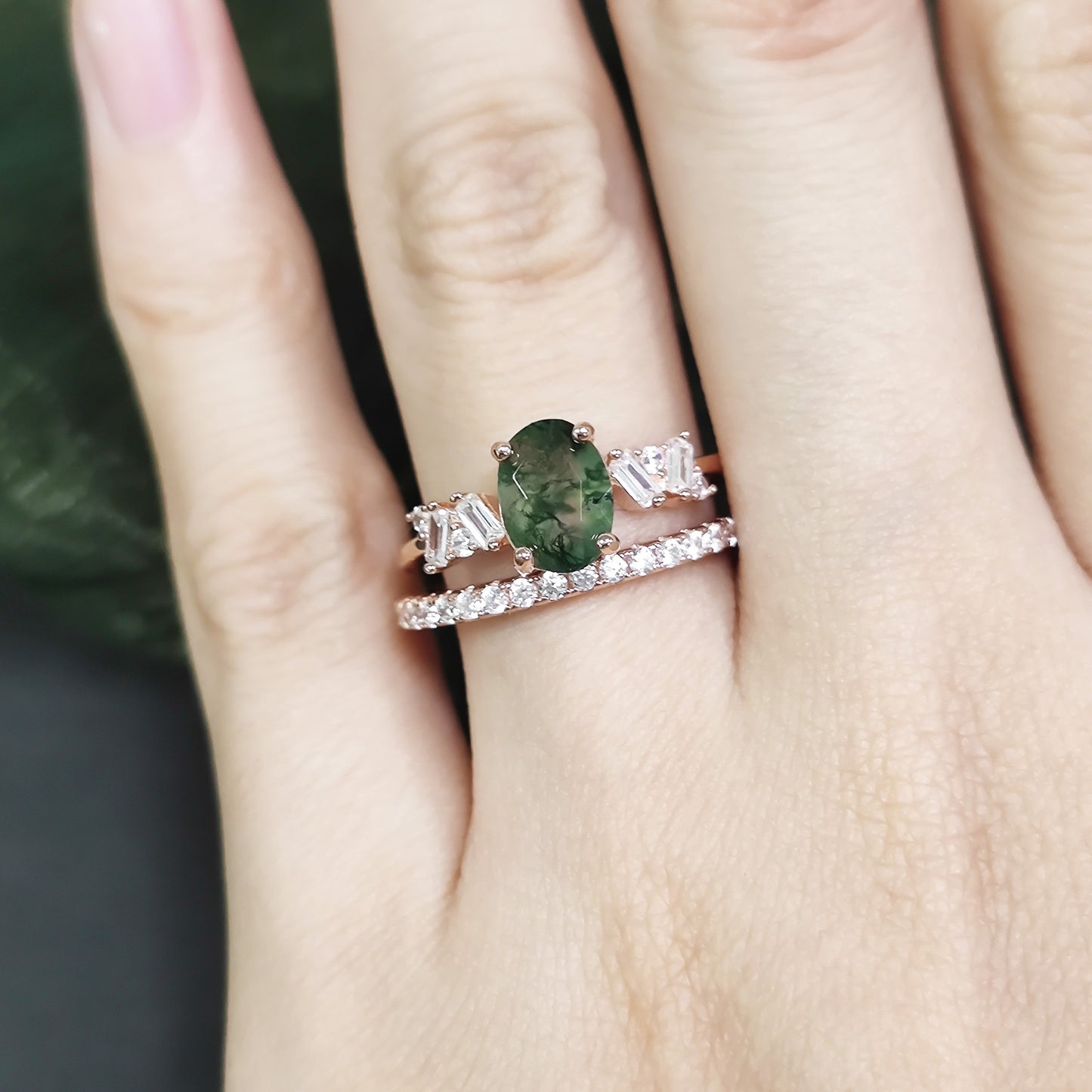 Oval Style Unique Design Moss Agate Engagement Ring